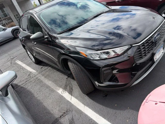 Used 2024 Black Ford Active image 4
