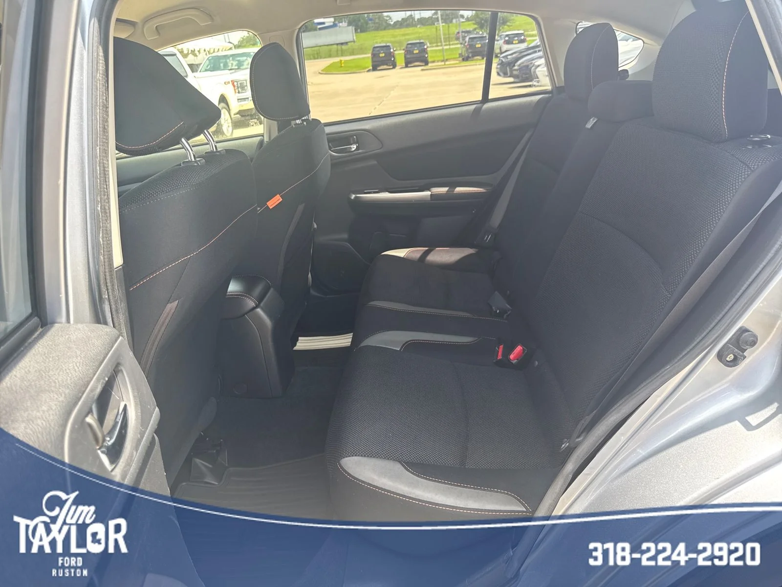 Used 2016 Ice Silver Metallic Subaru 2.0i Premium image 32