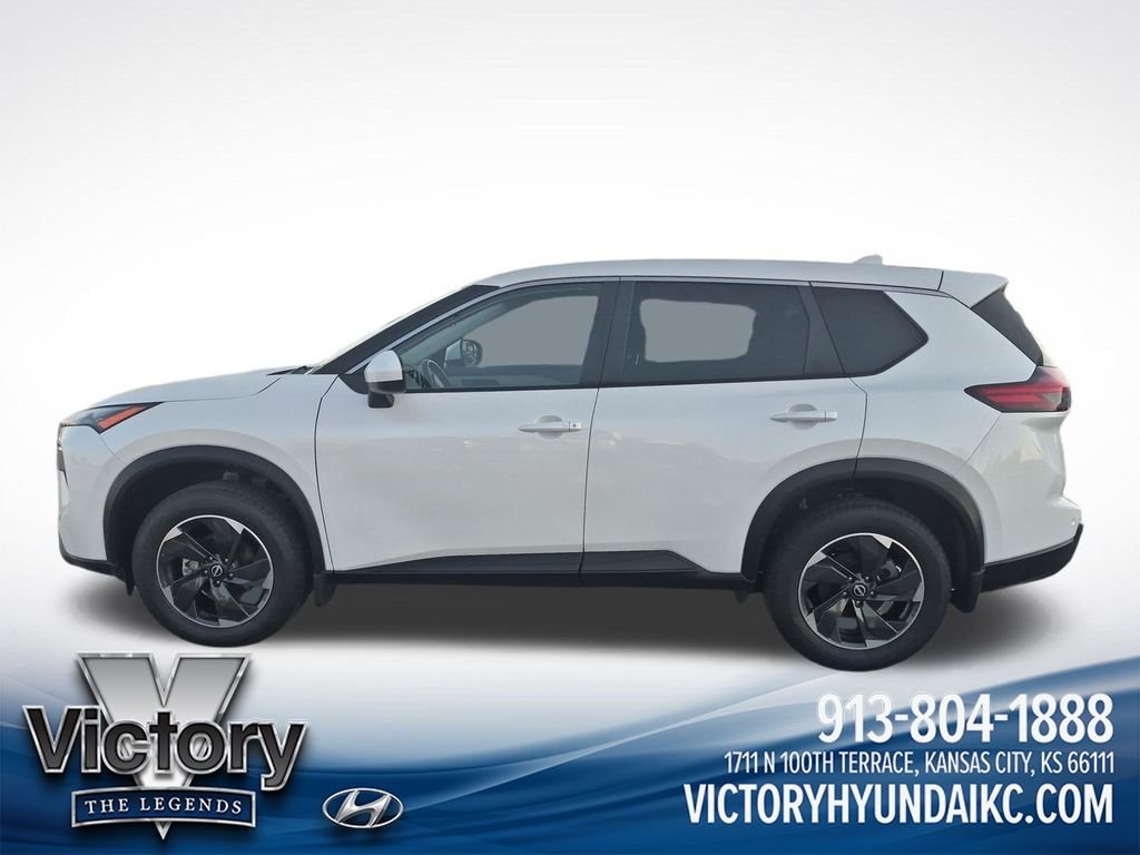 Used 2025 Nissan Rogue SV with VIN JN8BT3BB5SW156037 for sale in Kansas City