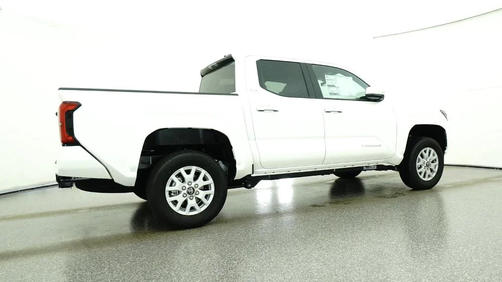 New 2026 Ice Cap Toyota SR5 image 41