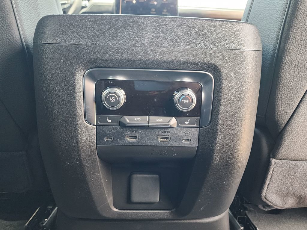 2026 GMC Yukon XL Denali - Photo 57