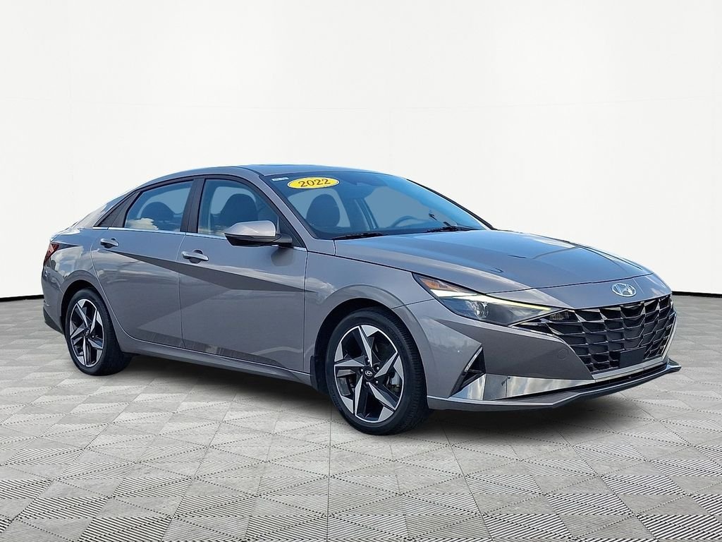 2022 Hyundai Elantra SEL FWD photo
