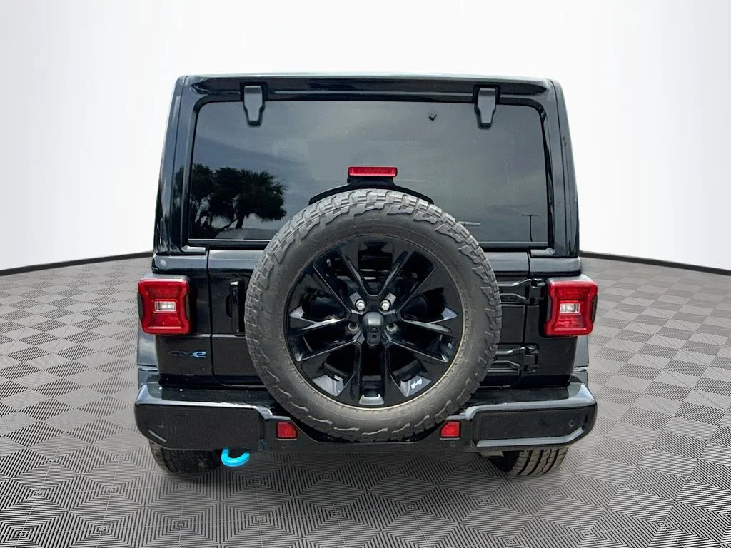 Used 2021 Black Jeep Unlimited Sahara 4xe image 7