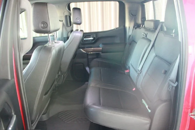 Used 2022 Red Chevrolet LT Trail Boss image 28