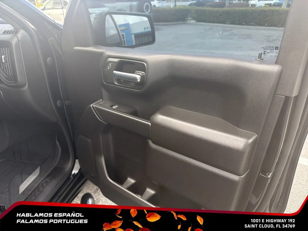 Used 2023 BLACK Chevrolet Custom image 34