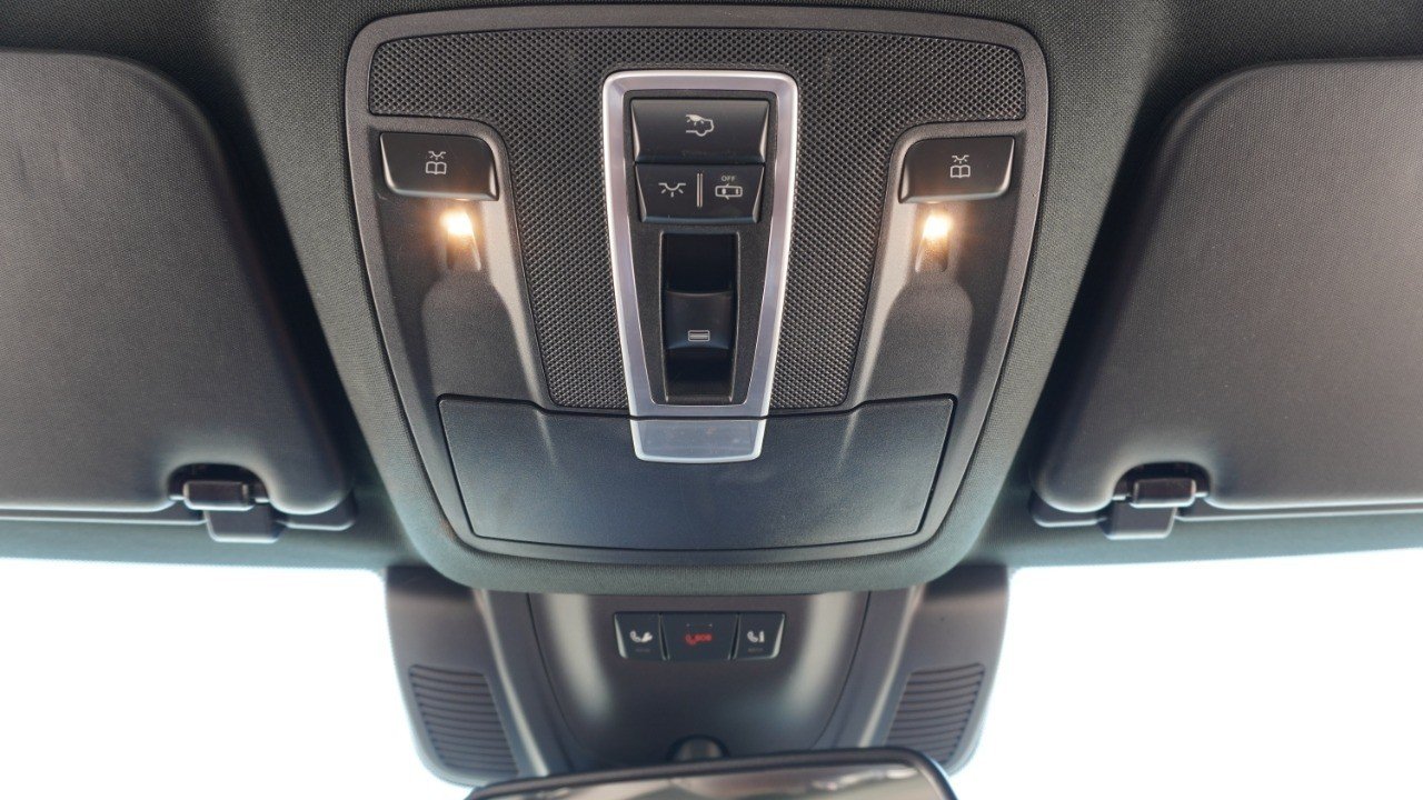 Used 2019 Black Mercedes-Benz GLS 550 image 26