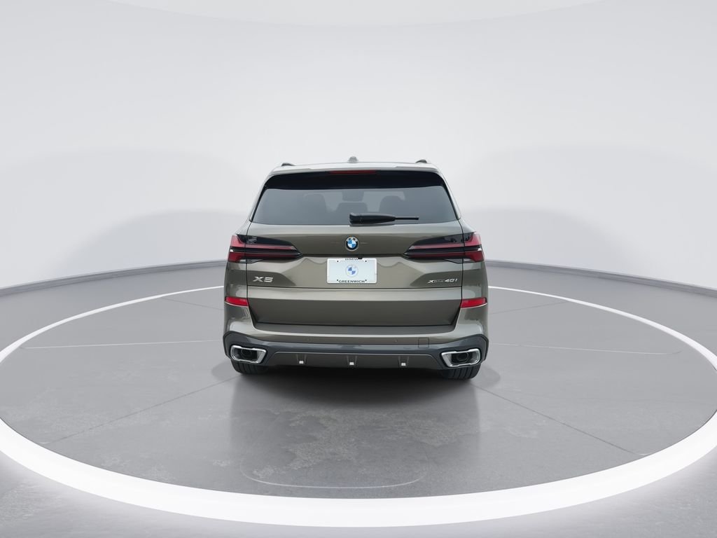 New 2026 Green Metallic BMW xDrive40i image 7