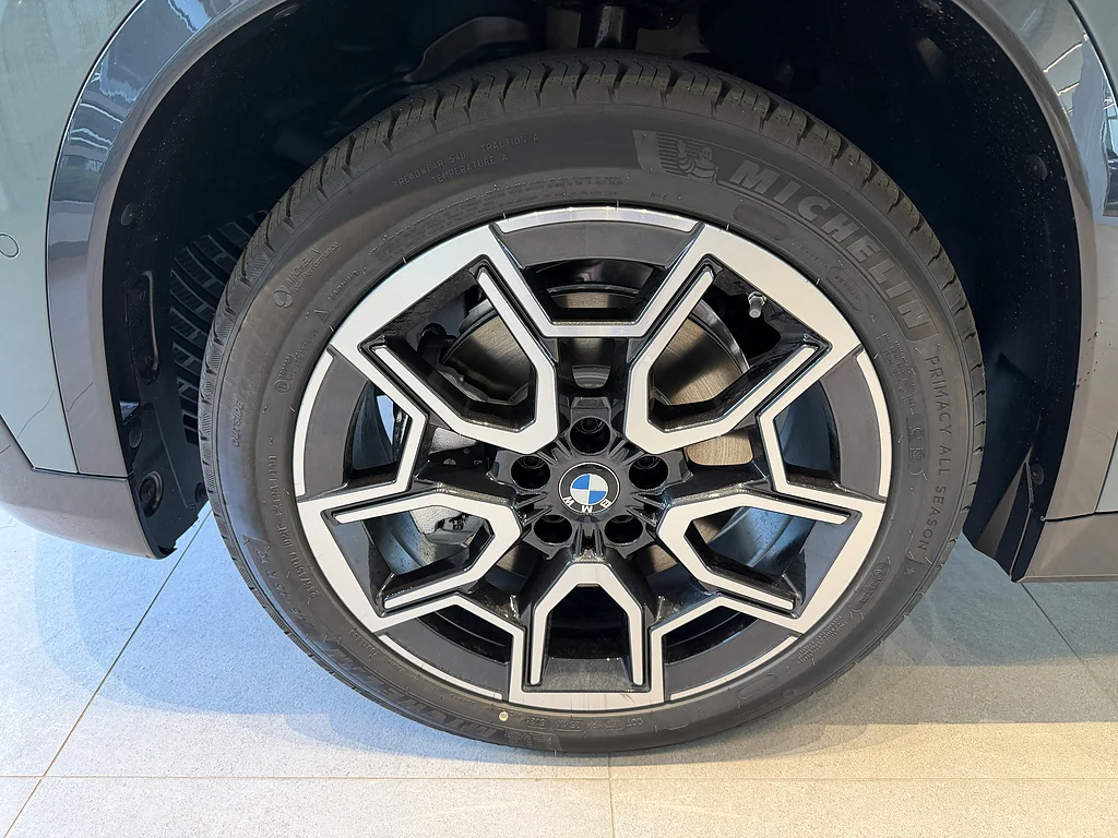 New 2027  BMW xDrive28i image 8