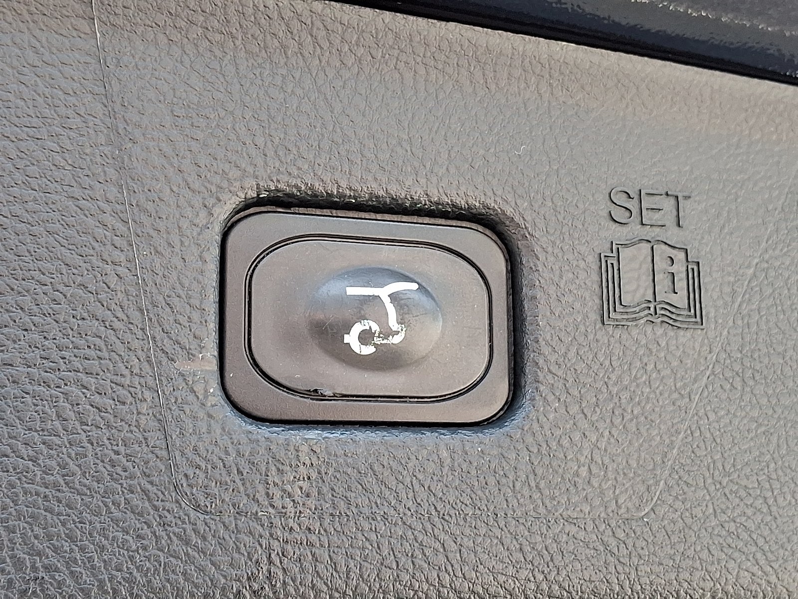 Used 2020 Agate Black - UM Ford ST Line image 29