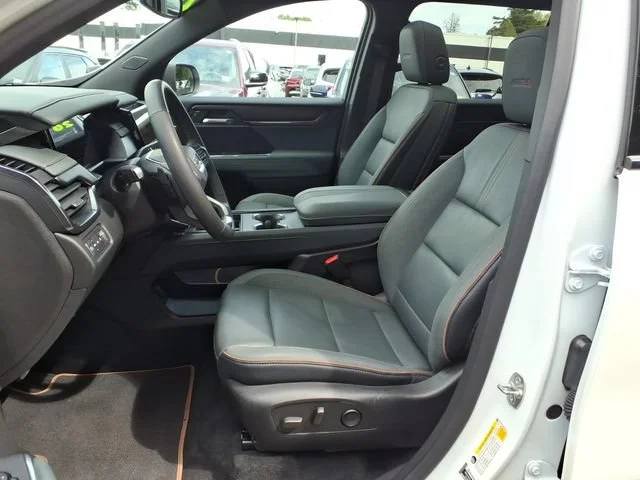 2024 GMC Acadia AT4 - Photo 19