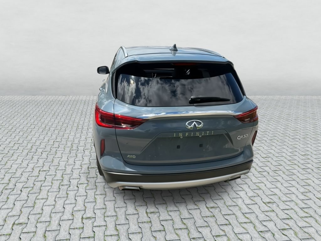 Used 2023 Slate Gray INFINITI Sensory image 7