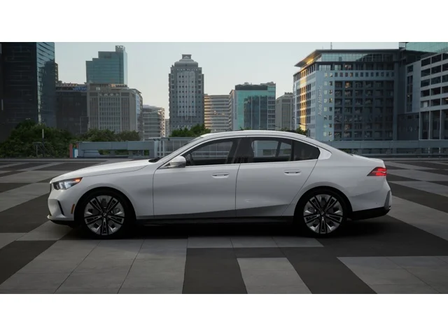 New 2027 Alpine White BMW  image 4