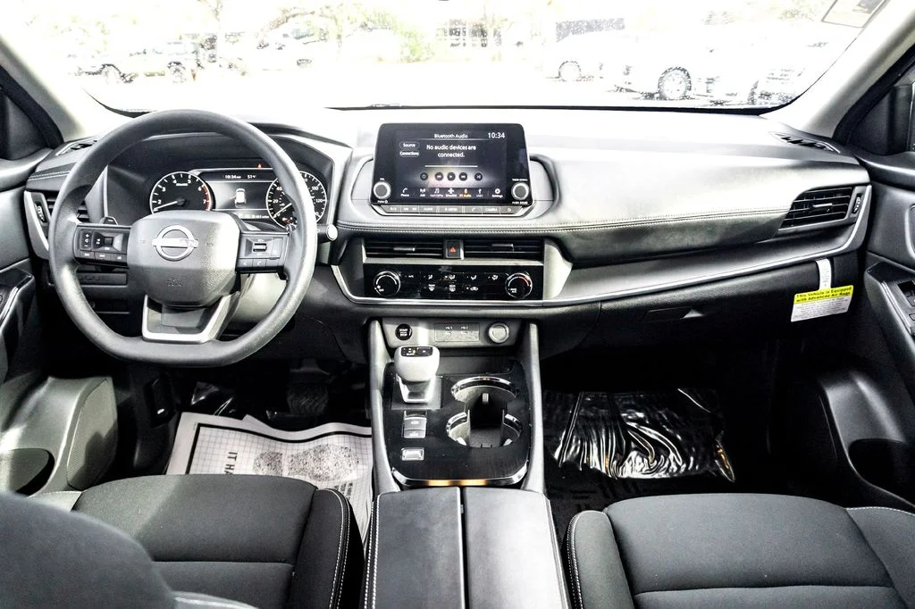 2025 Nissan Rogue S - Photo 29