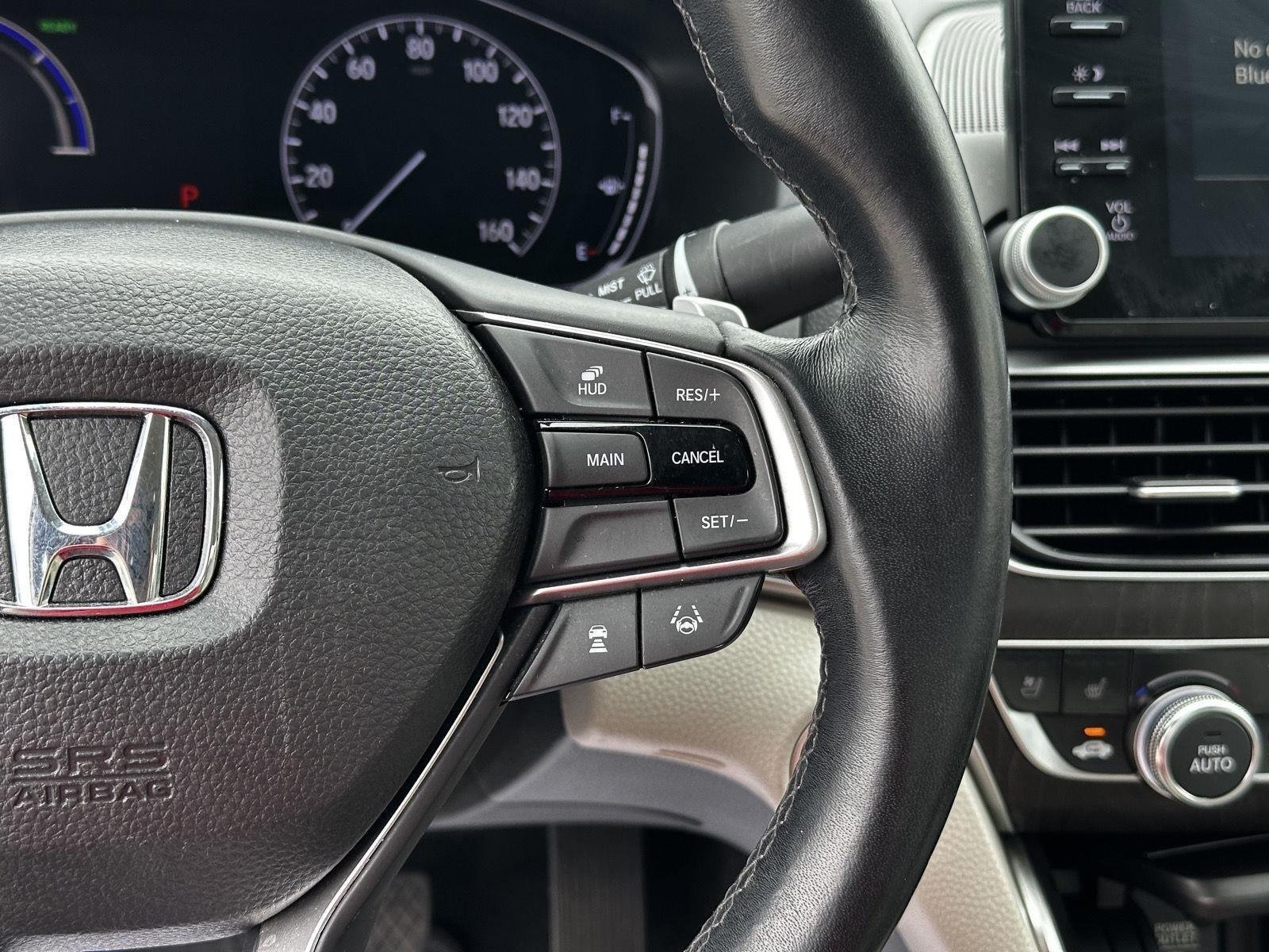 Used 2019 Platinum White Pearl Honda Touring image 11