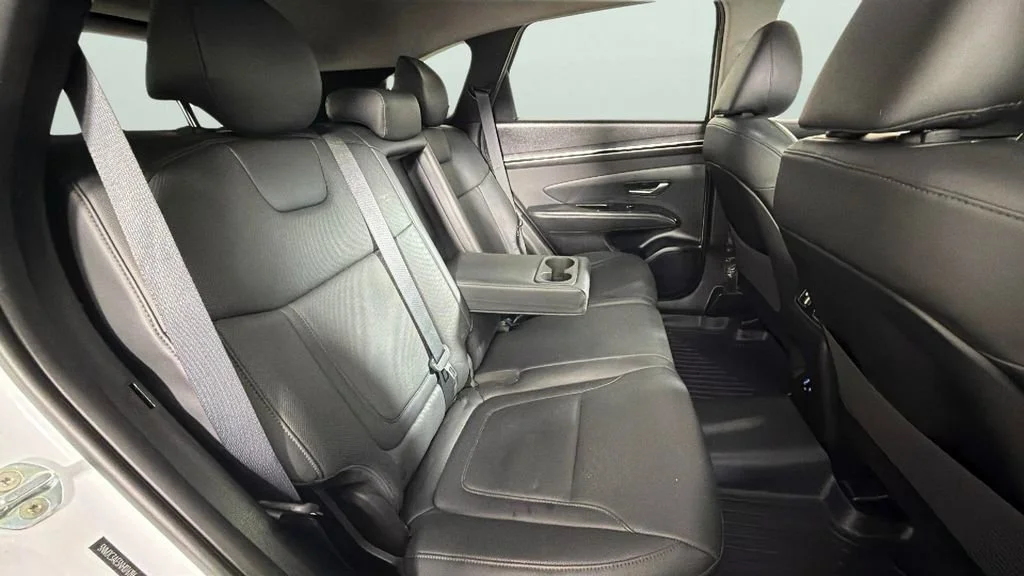 Used 2022 White Hyundai SEL image 29