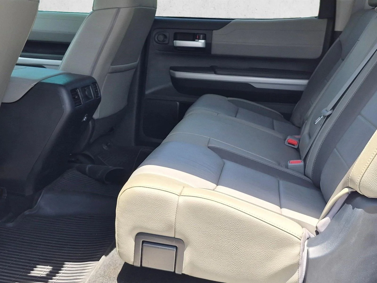 Used 2018 Super White Toyota Limited image 16