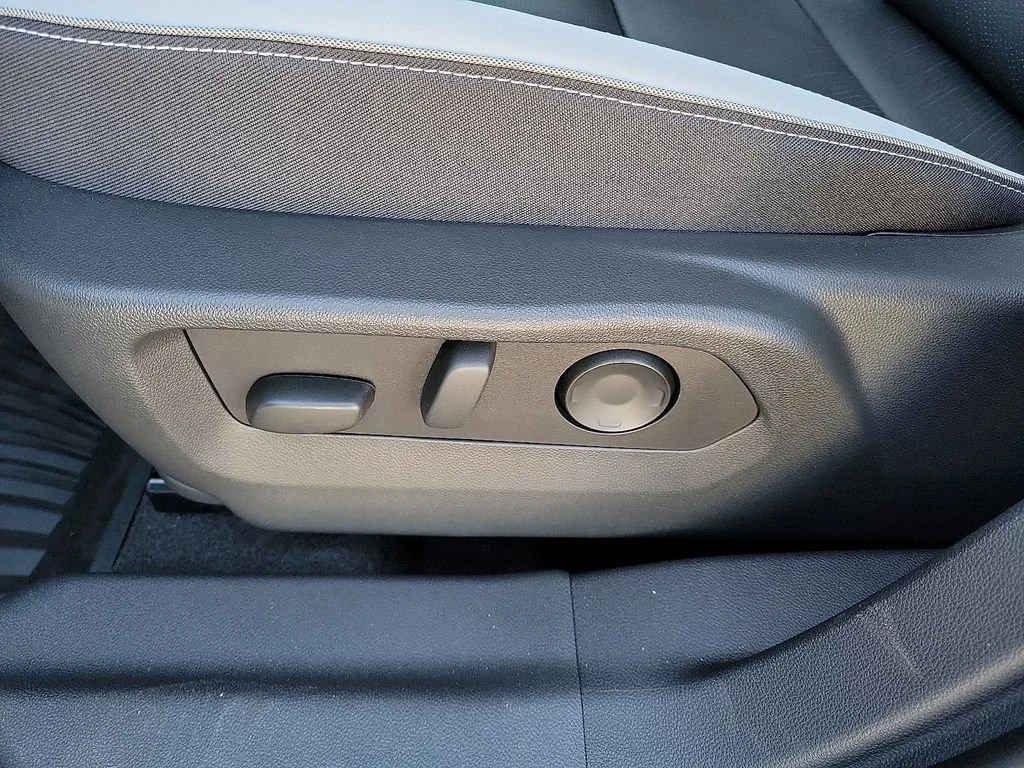 2026 Buick Envision Sport Touring - Photo 20