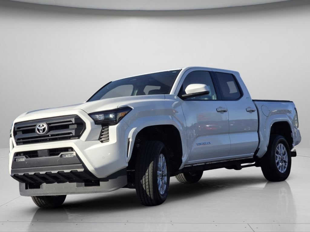 Certified Used 2025 Ice Toyota SR5 image 19