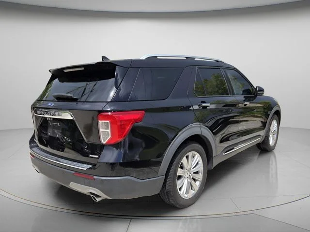 Used 2021 Black Ford Limited image 6