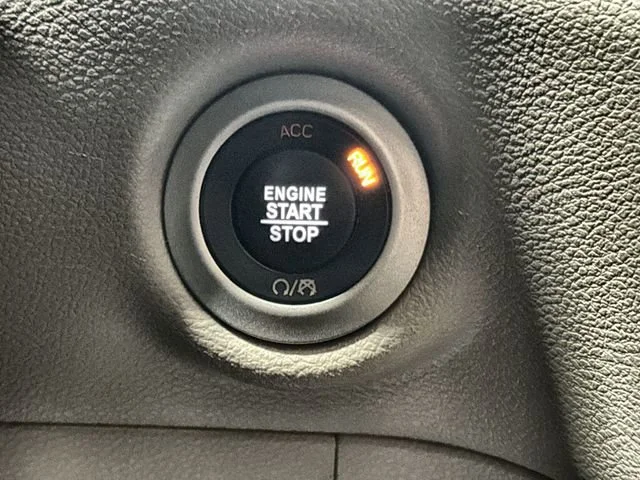 2024 Chrysler Pacifica Touring L - Photo 17
