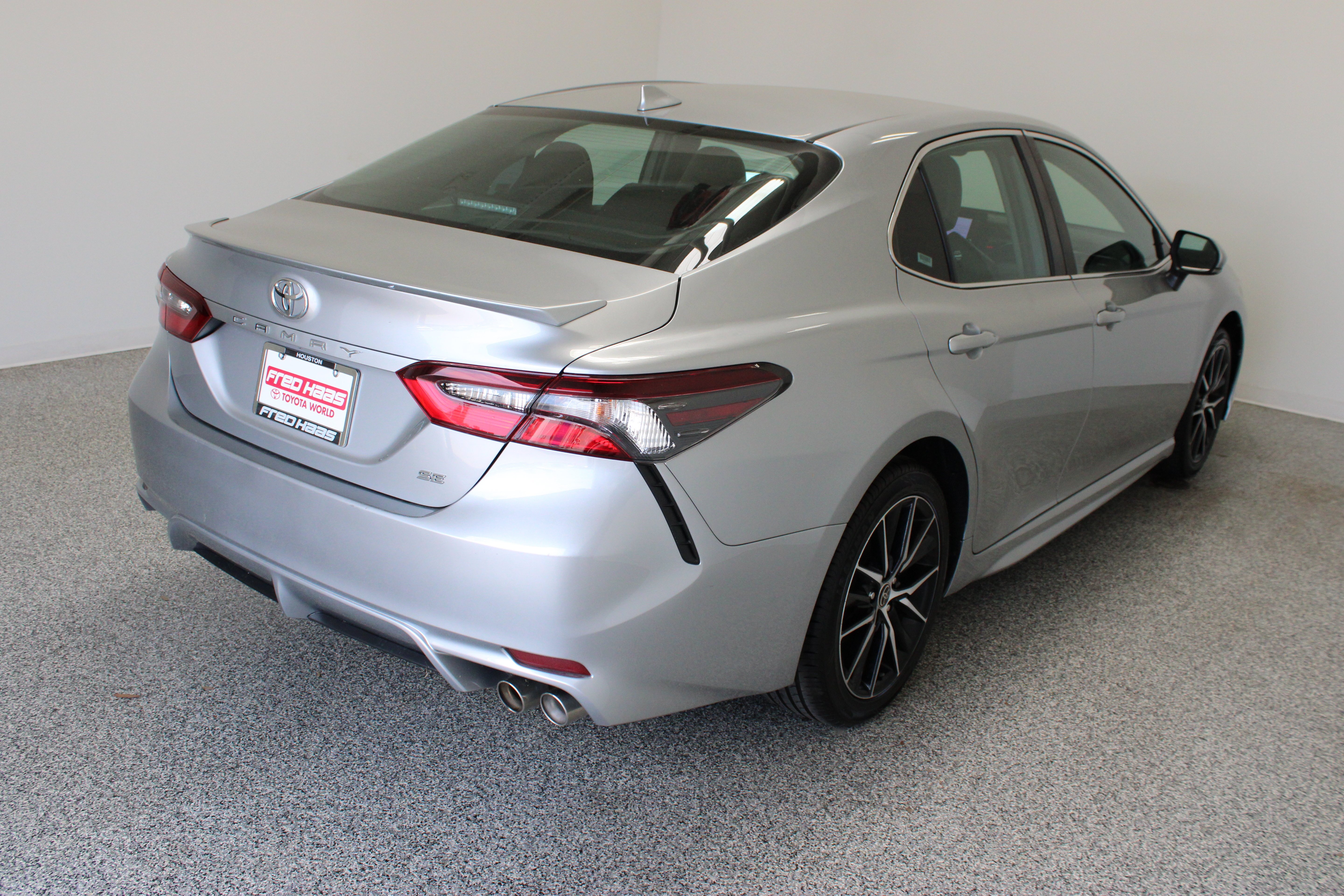 Used 2024 Silver Toyota SE image 7