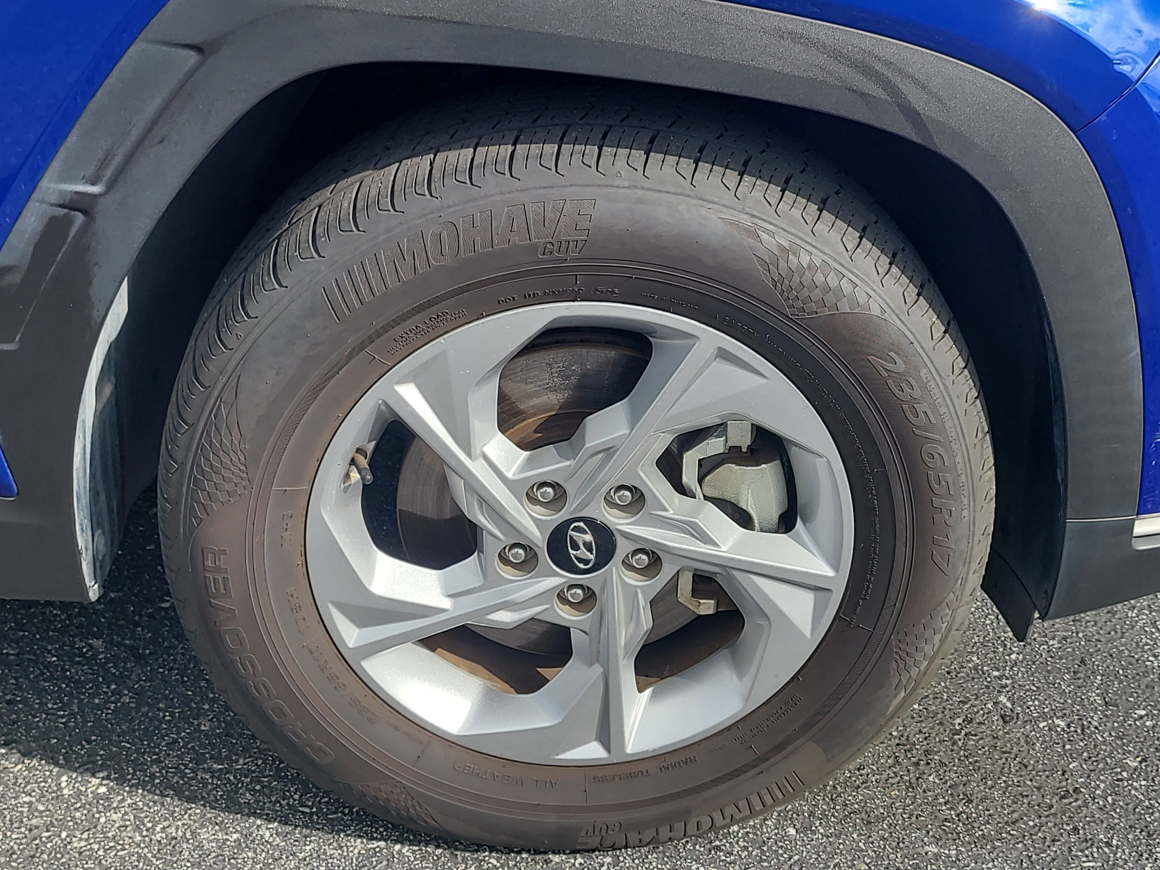 Used 2024 Intense Blue Hyundai SE image 9