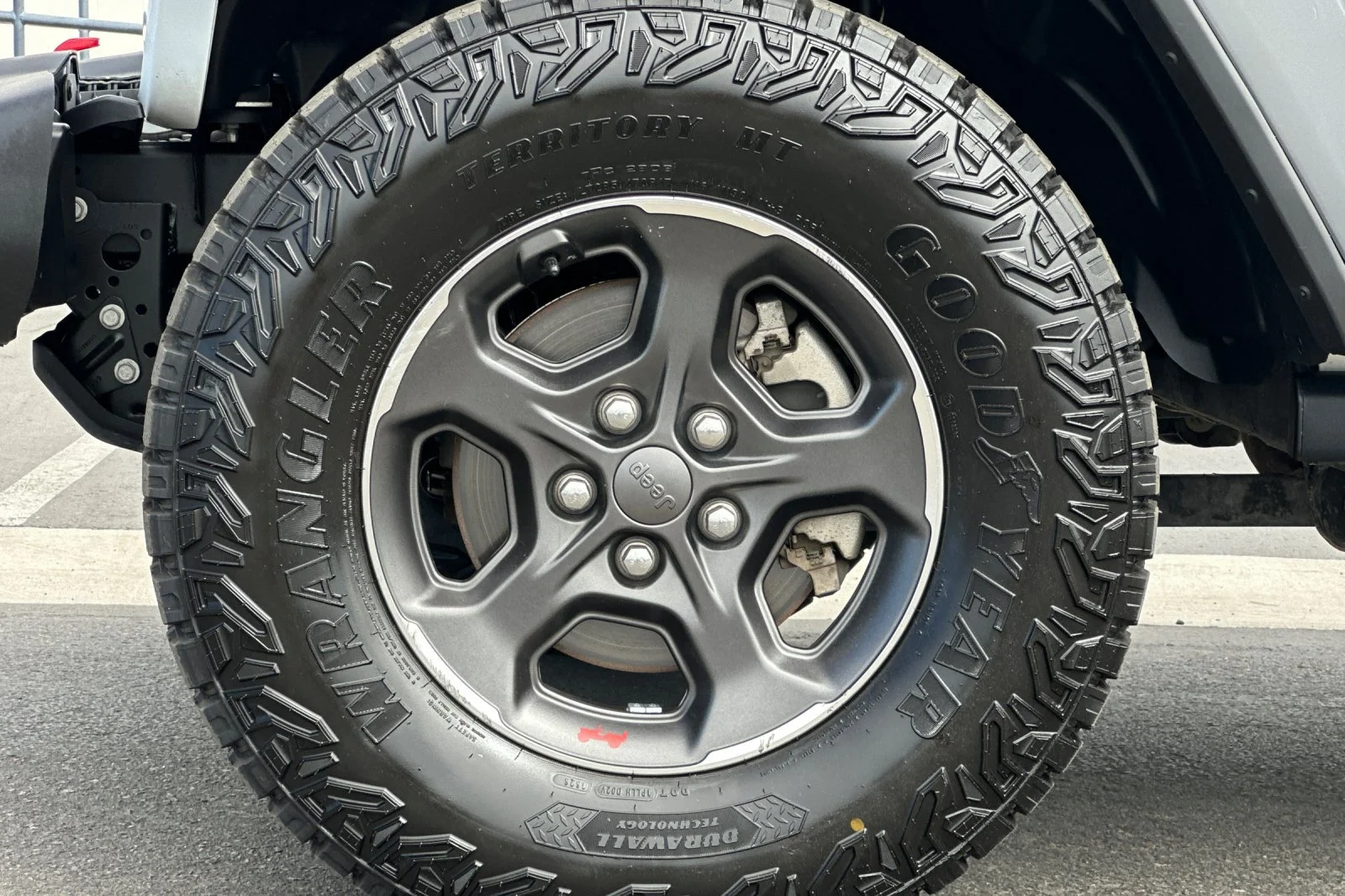Certified Used 2021 Bright White Clearcoat Jeep Rubicon image 24