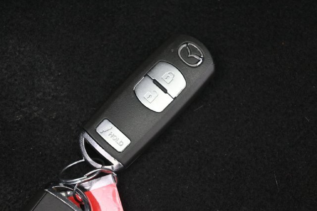Used 2016 White Mazda Grand Touring image 34