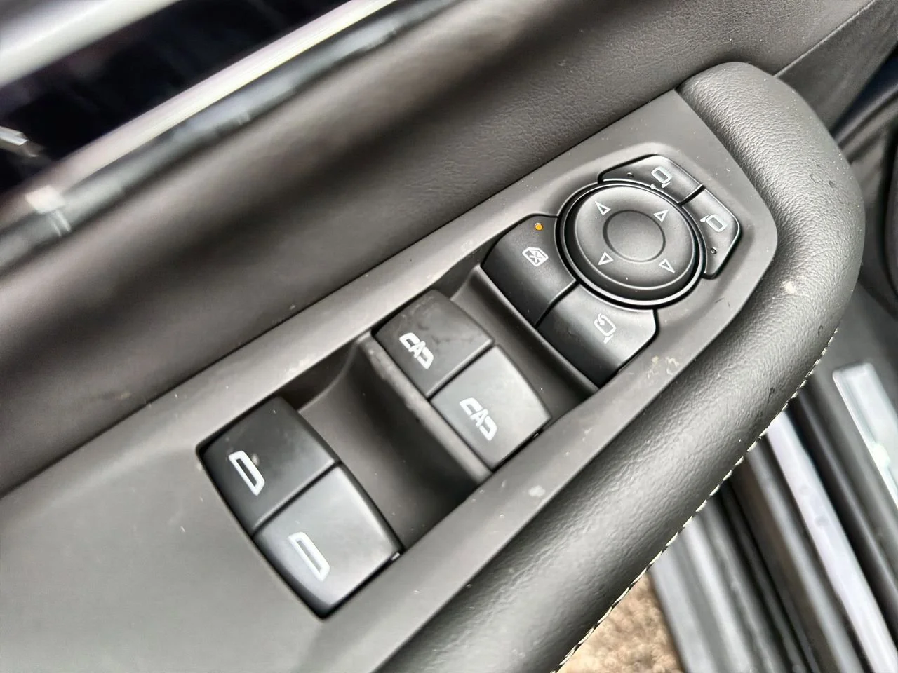 New 2026 Titanium Rush Metallic GMC Elevation image 19