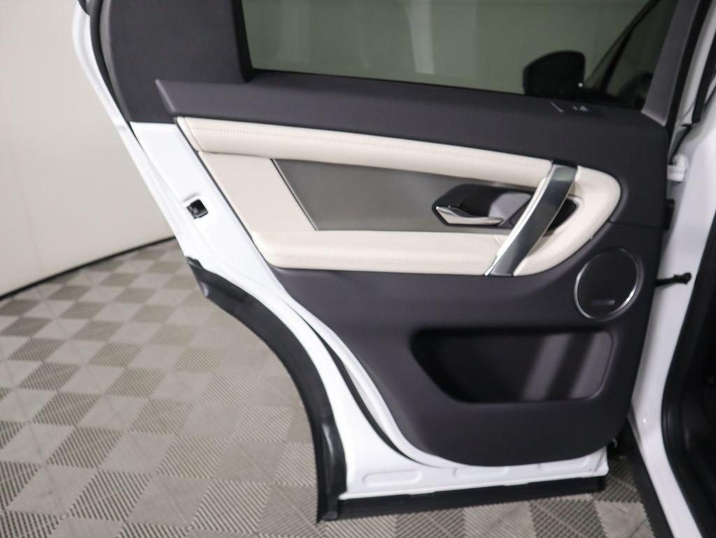 2025 Land Rover Discovery Sport Dynamic SE - Photo 28