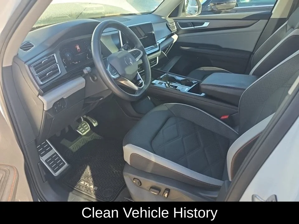 Used 2024 White Volkswagen 2.0T Peak Edition SE w/Technology image 3