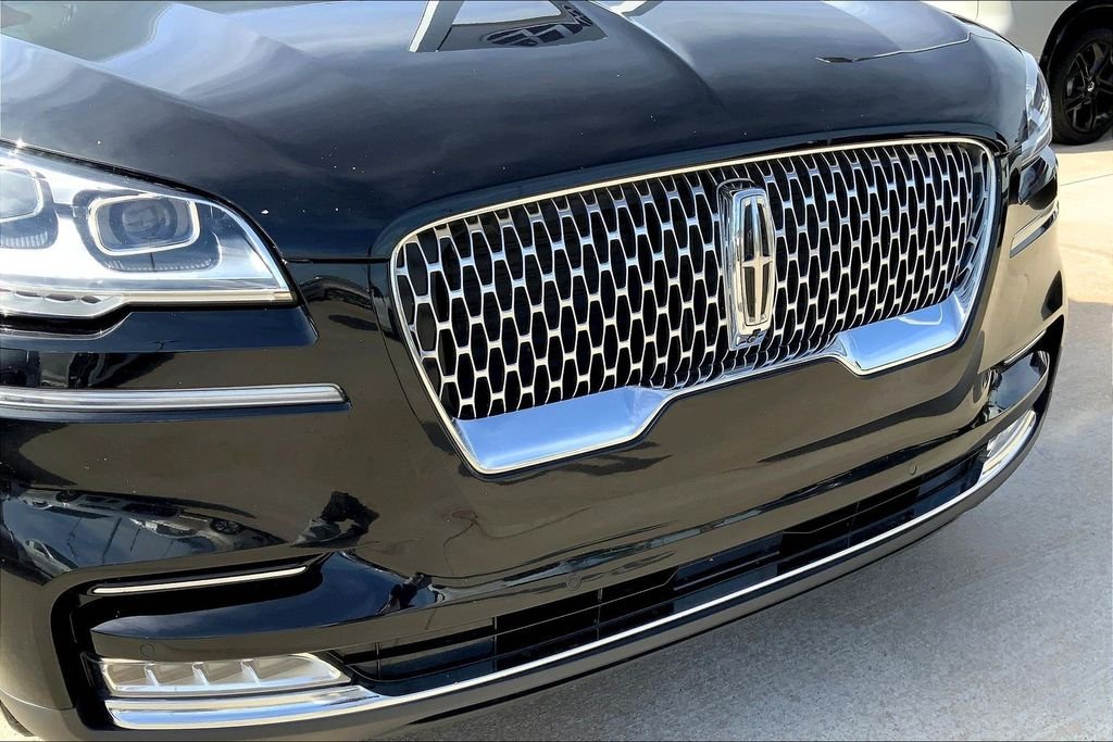 Used 2023 Black Metallic Lincoln Reserve image 27