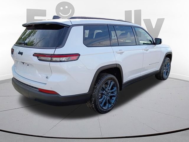 New 2026 Bright White Clear-Coat Exterior Paint Jeep  image 5