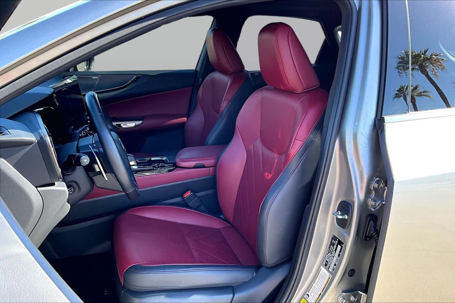 Certified Used 2025 ATOMIC SILVER Lexus Luxury image 7