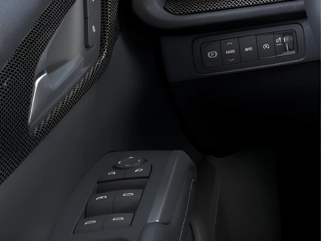 2027 Chevrolet Traverse Z71 - Photo 22
