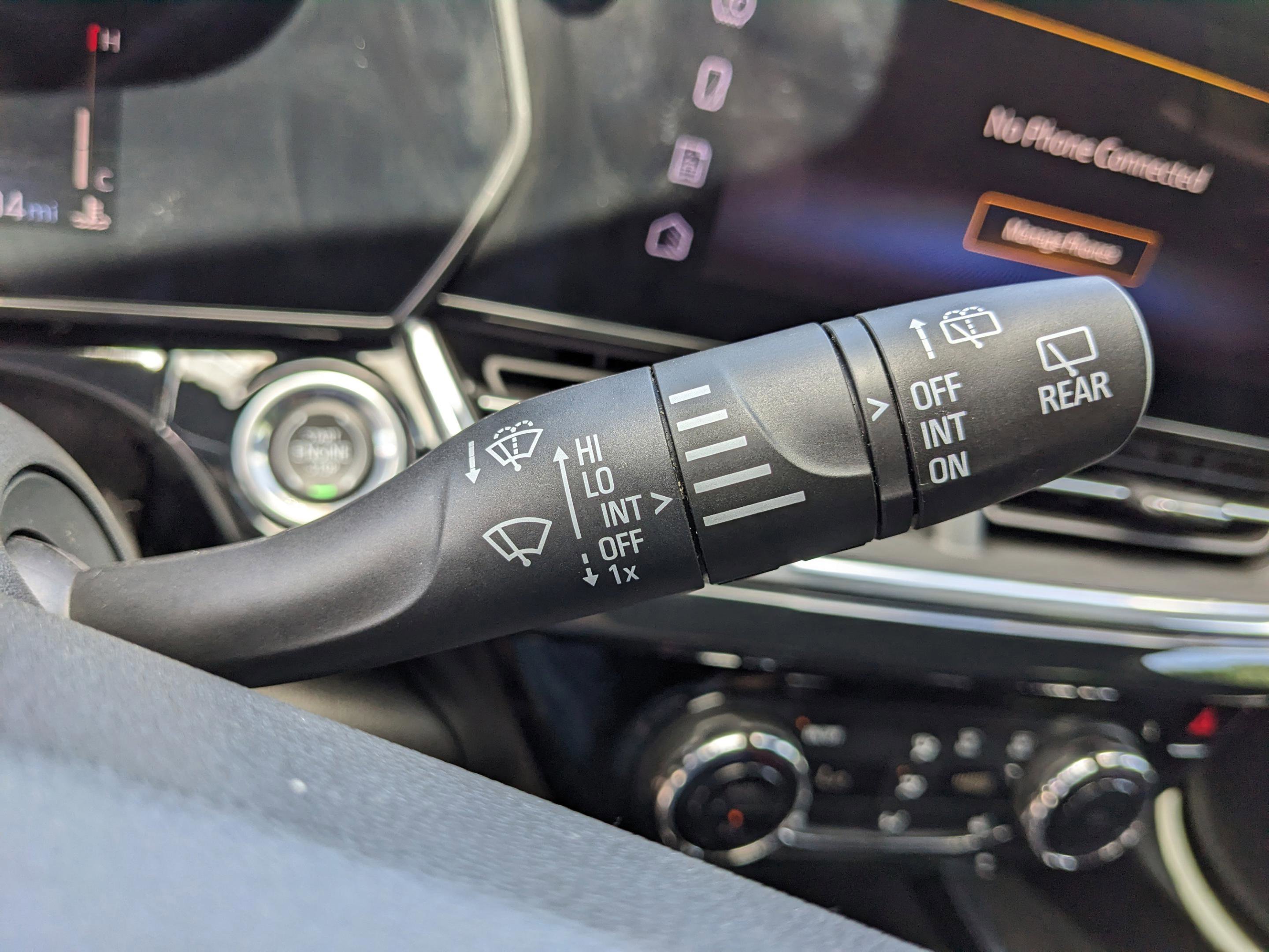 2024 Chevrolet Trax RS - Photo 32