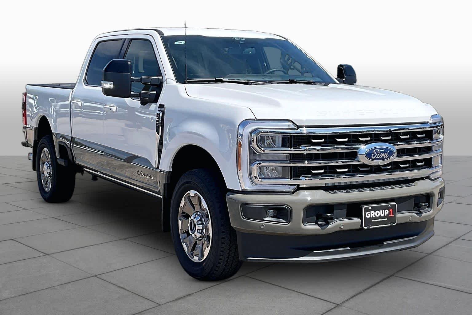 New 2026 Star White Metallic Tri-Coat Ford F-250® King Ranch® image 2