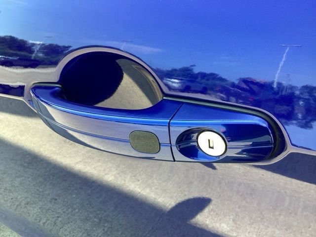 Used 2016 Blue Ford Titanium image 22