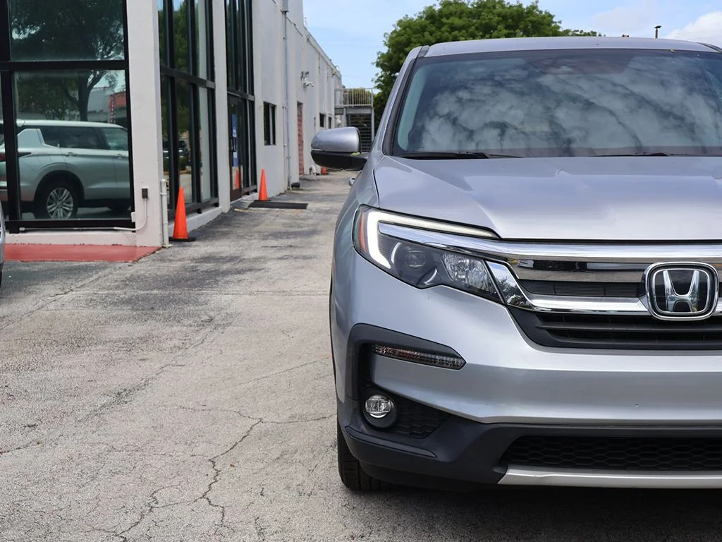 Used 2021 Silver Honda EX image 13