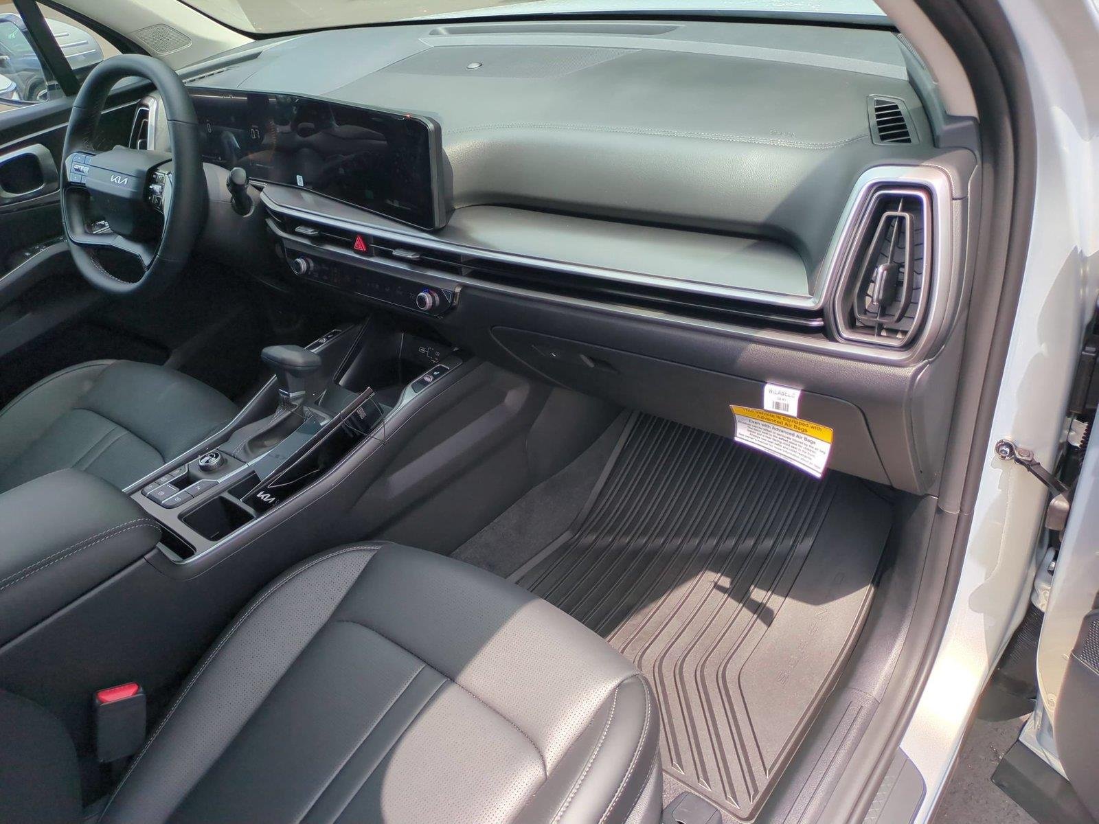 New 2026 Ivory Silver Kia S image 41