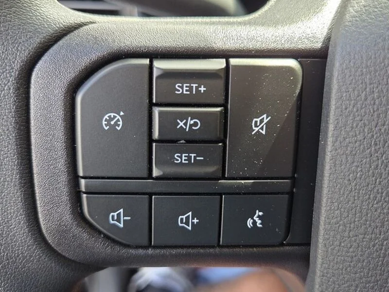 New 2026 Agate Black Metallic Ford F-250® XLT image 25