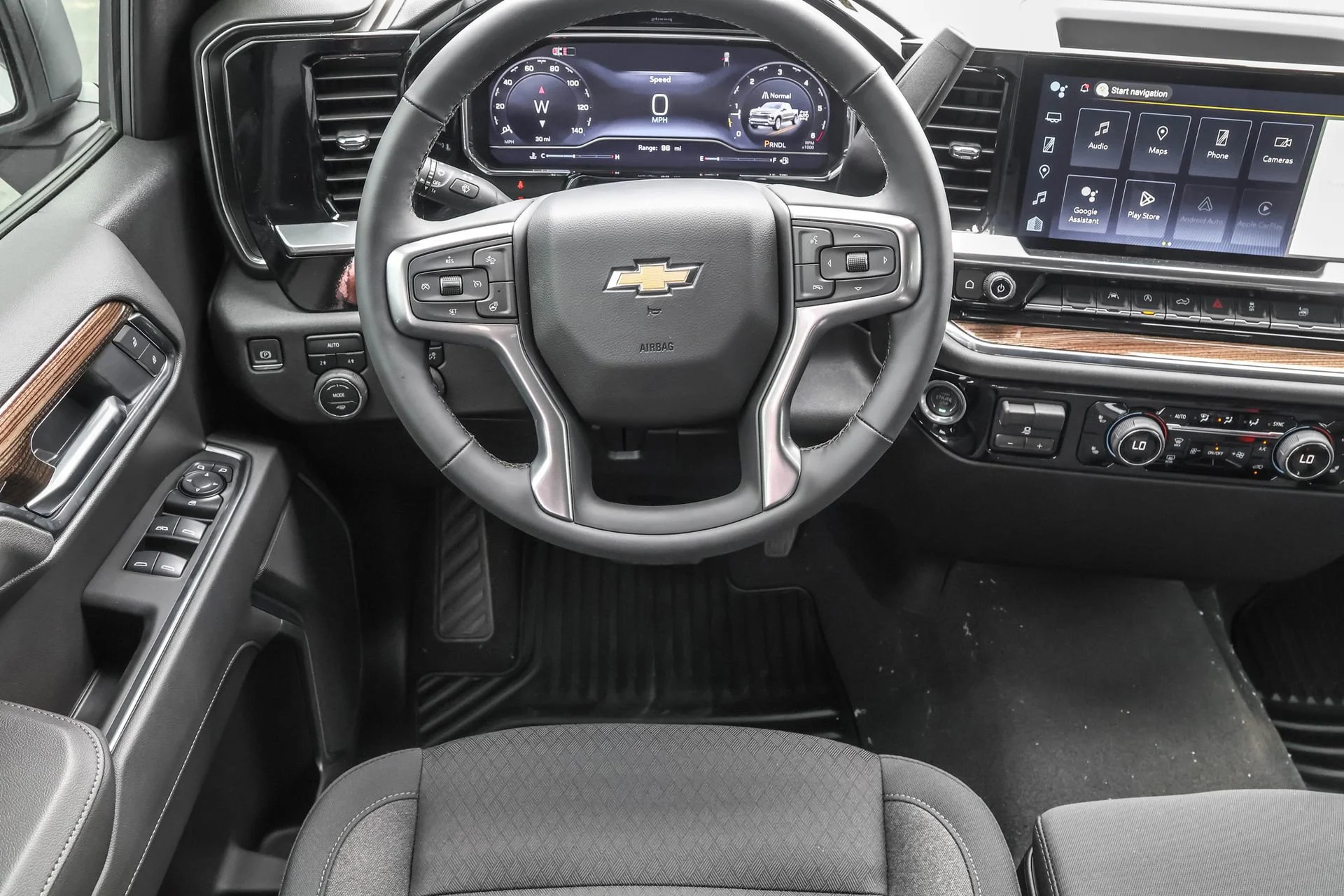 New 2025 Summit White Chevrolet LT (2FL) image 37