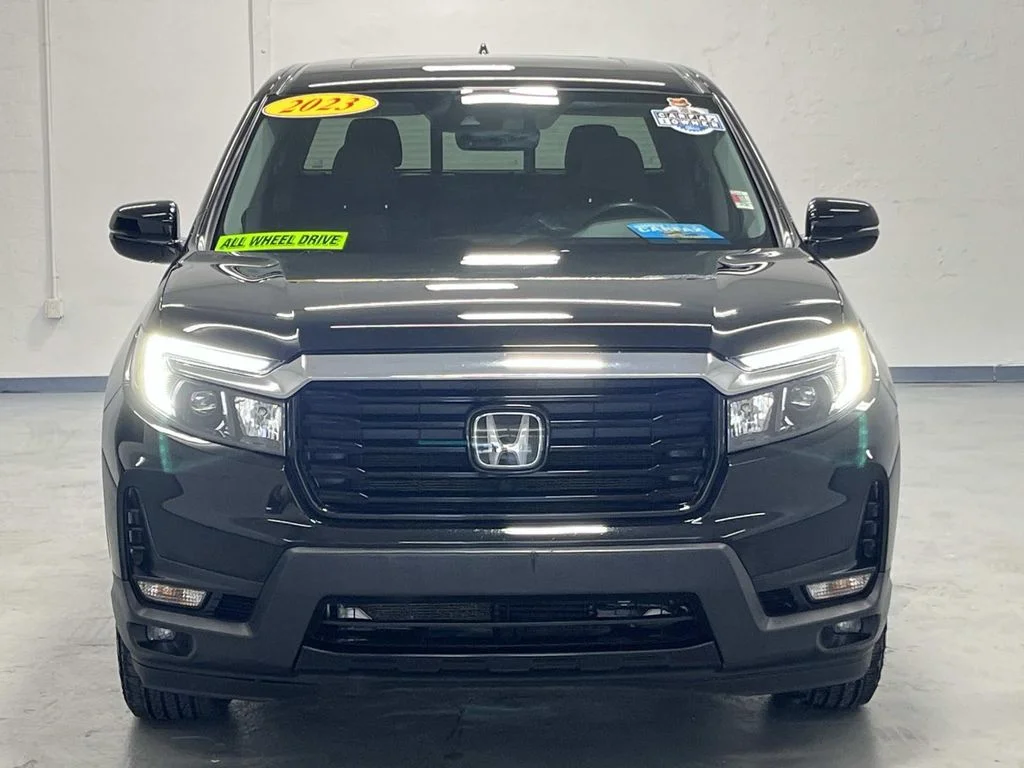 Used 2023 Crystal Black Pearl Honda RTL-E AWD 3.5L 1 Owner image 3