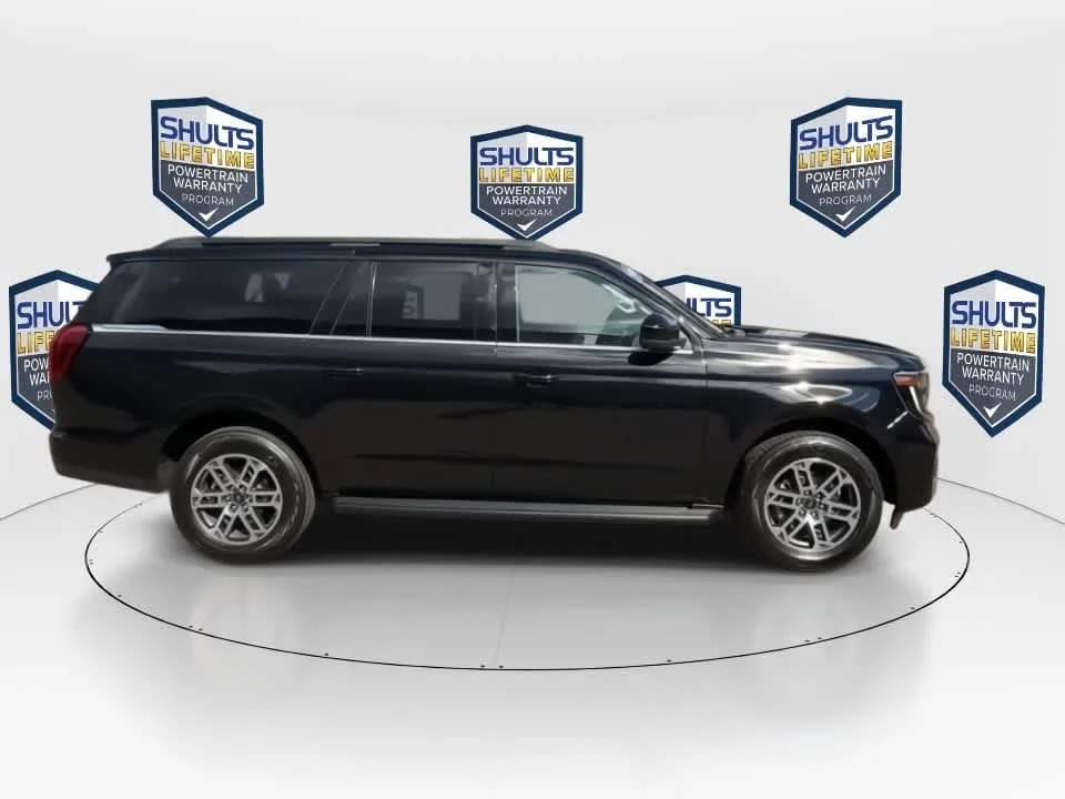 Used 2026 Agate Black Metallic Ford Active image 2