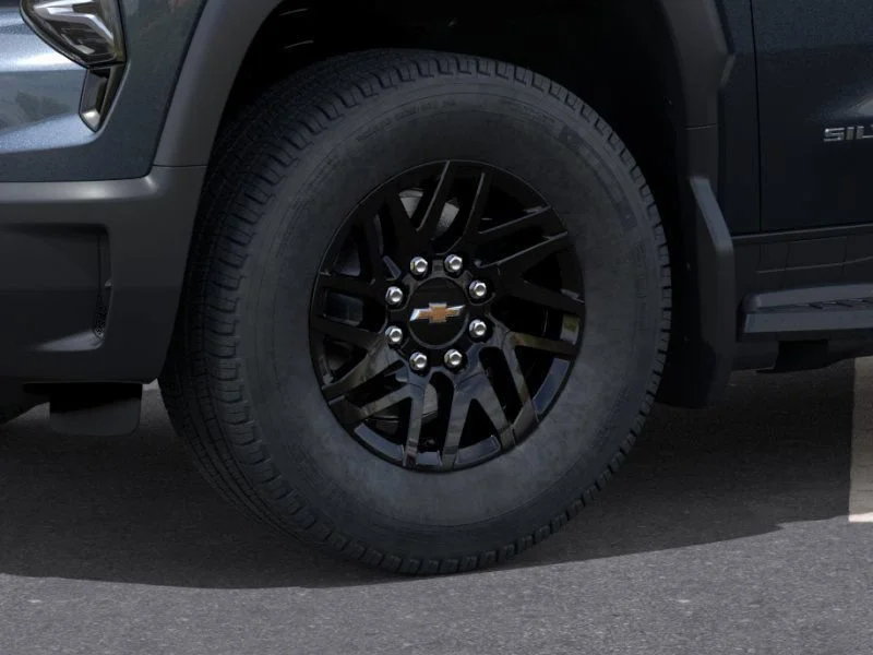 New 2026 Blue Smoke Metallic Chevrolet LT - Standard Range image 33