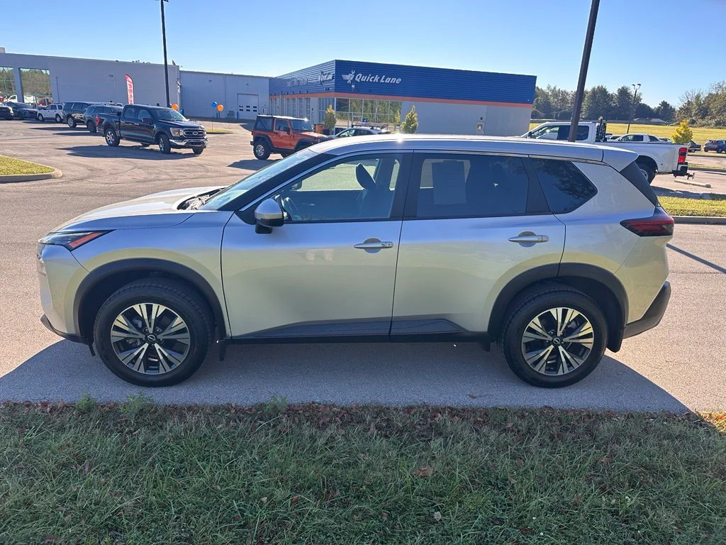 Used 2022 Silver Nissan SV image 8