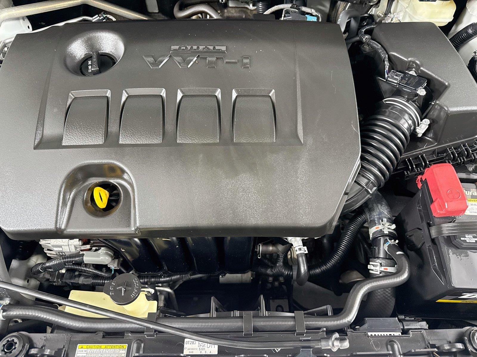 Used 2018 Super White Toyota L image 35