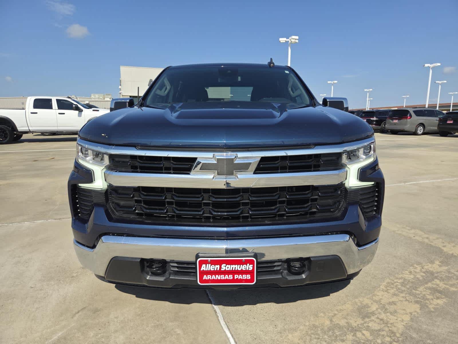 Used 2022 Northsky Blue Metallic Chevrolet LT image 8