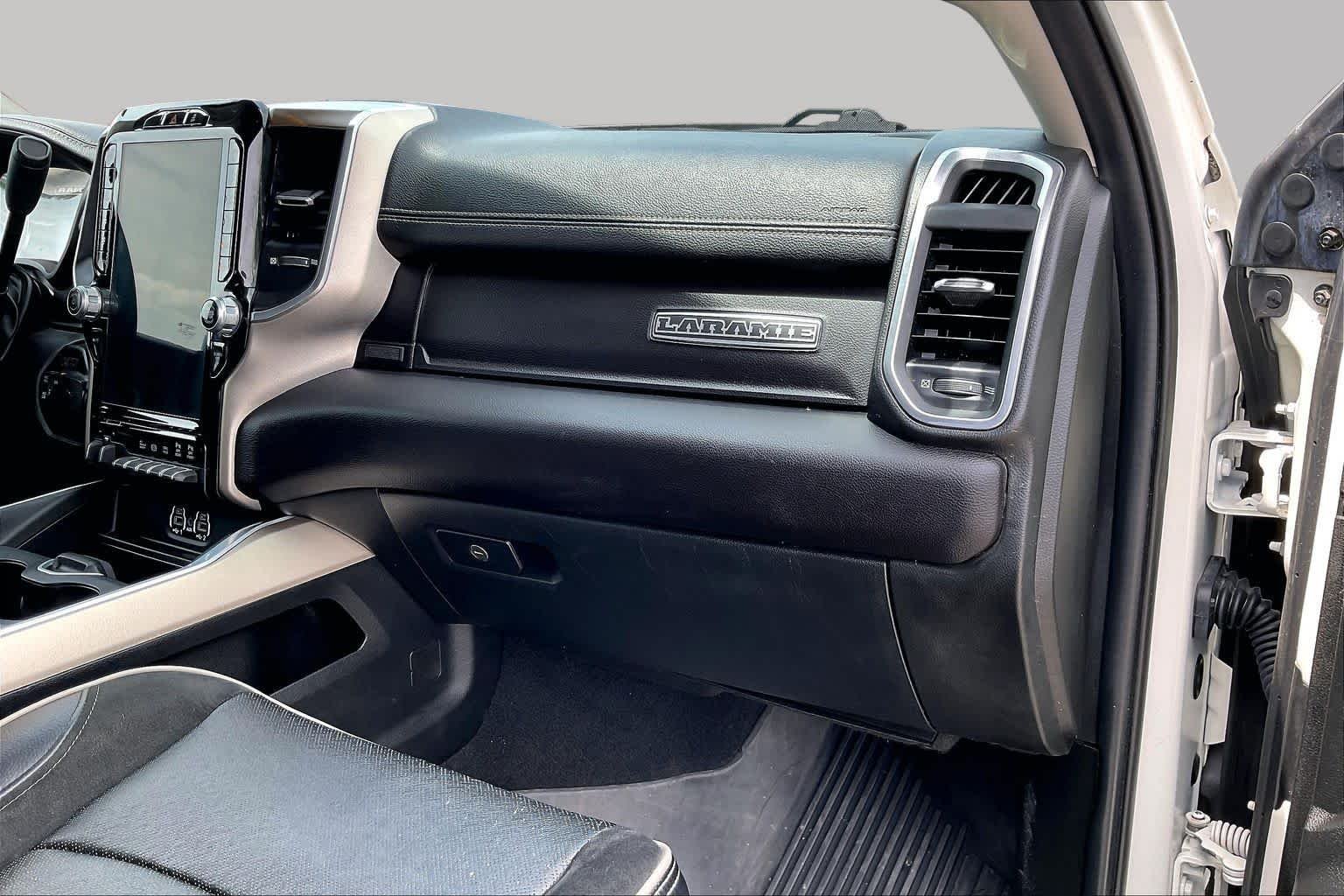 Used 2024 Pearl White Ram Laramie image 19