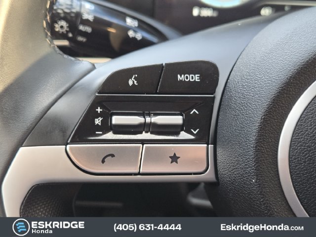 Used 2025 Red Hyundai SEL Convenience image 28